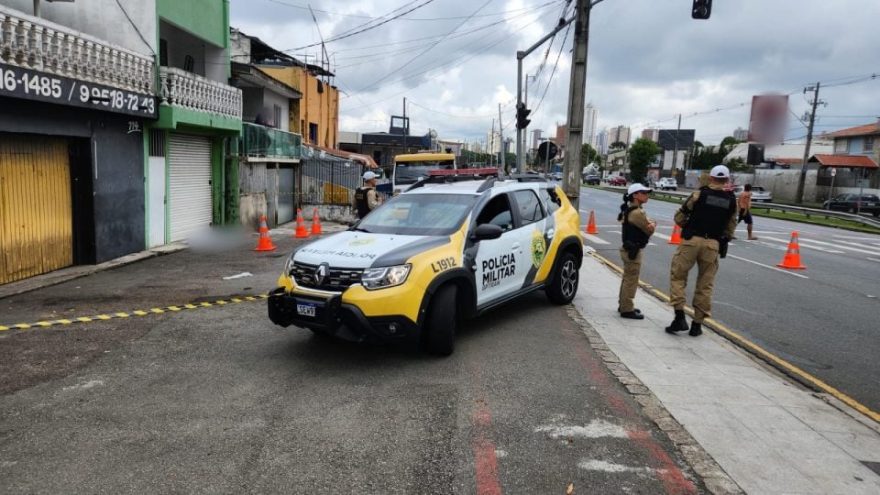 Homem é encontrado morto em Curitiba; polícia inicia investigação