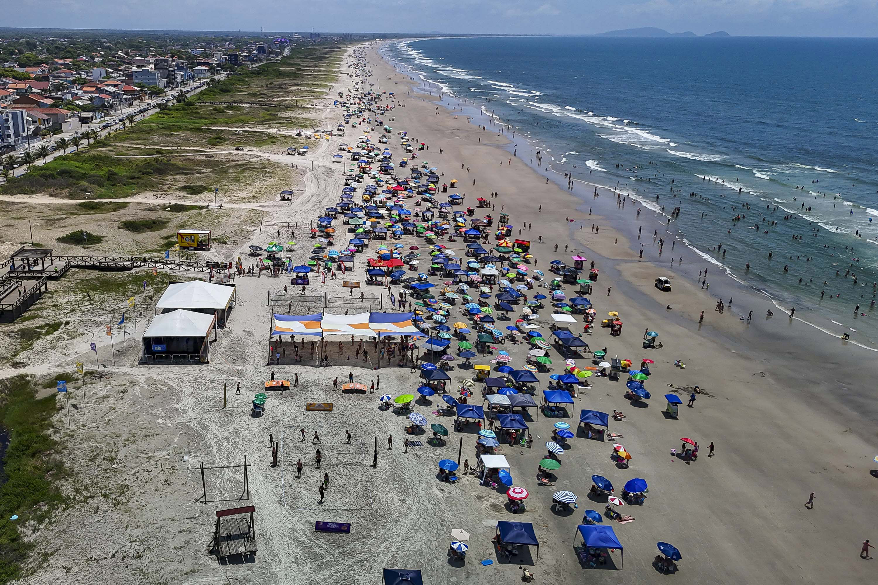 Prevenção de Acidentes com Águas-Vivas é Reforçada no Litoral Paranaense