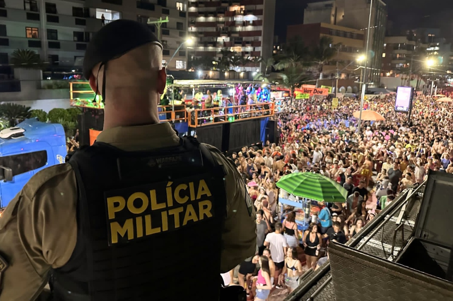 Carnaval no Litoral do Paraná Atrai 473 Mil Pessoas em Dois Dias de Festividades